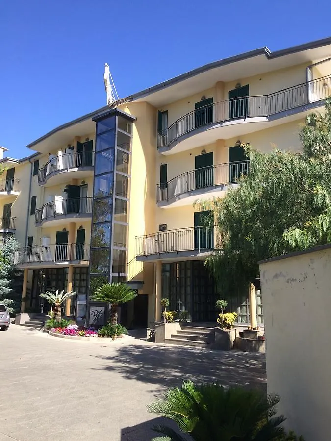 Hotel Chic SantʼAntimo 3*,  Italien