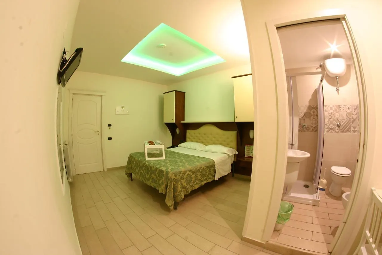 ***  Hotel Chic SantʼAntimo Italia