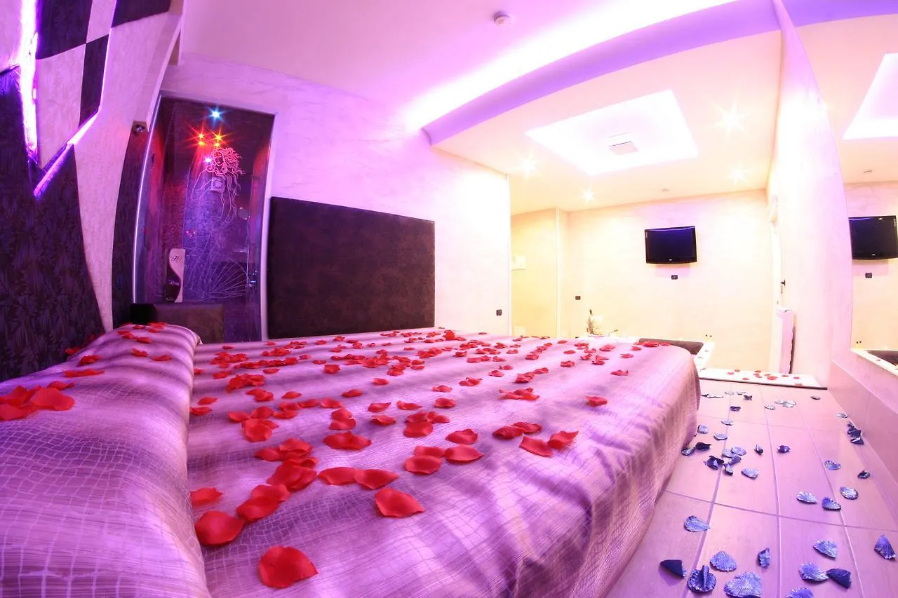 Hotel Chic SantʼAntimo